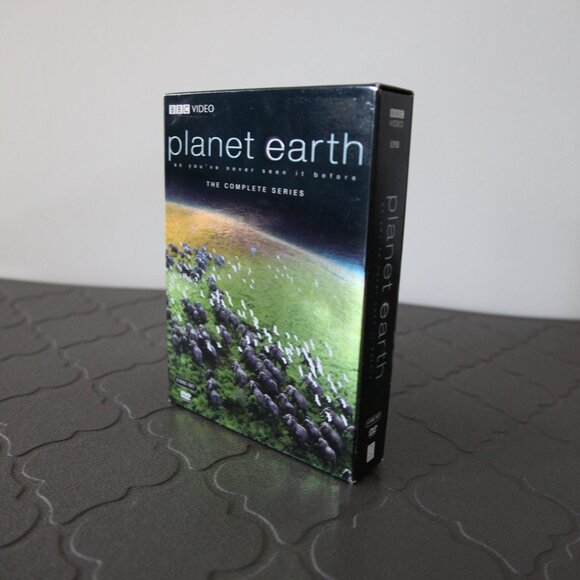 BBC's Planet Earth The Complete Series DVD Collector's Set - Picture 7 of 7